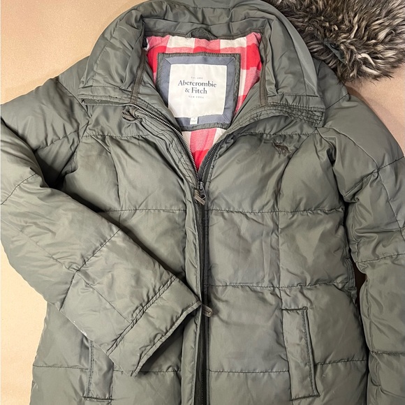 Abercrombie & Fitch Puffer Jacket - Picture 3 of 7